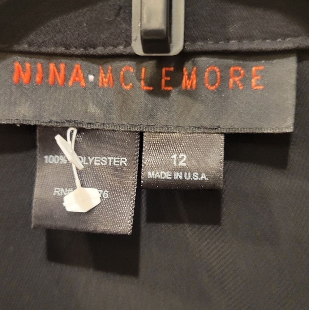 Nina McLemore Black Polyester Blazer 2 Pockets  Size 12 Made in USA - Picture 3 of 10